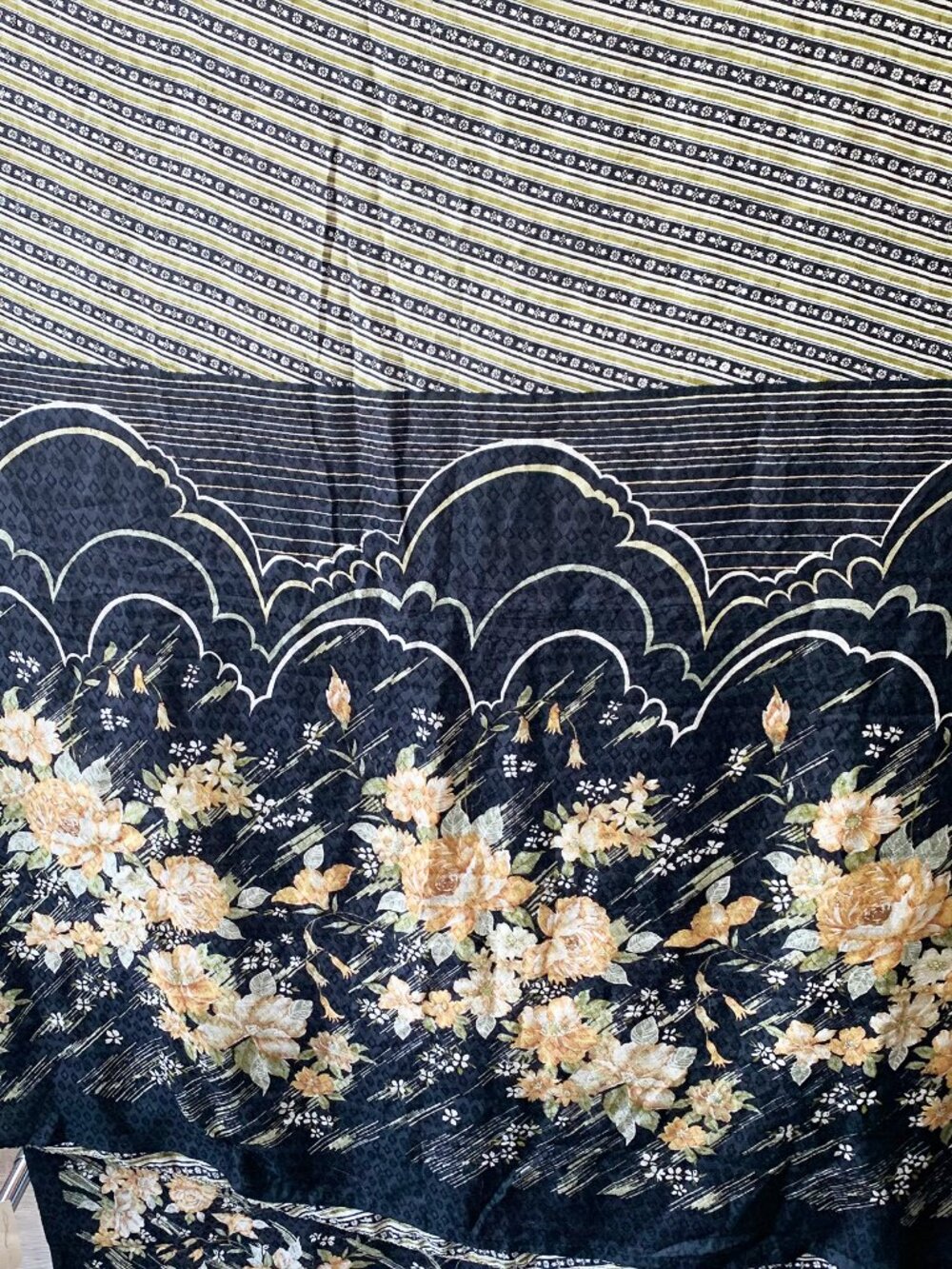 Fabric | Vintage 5yd Sari, As-Is for Crafts and Sewing, Art Deco Motifs